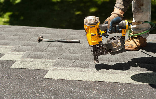 Best Roof Maintenance Services  in Houghton, MI